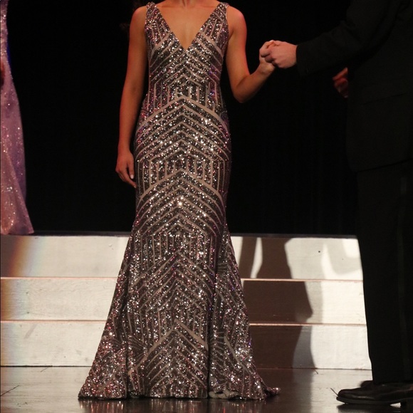 Jovani Prom/Pageant Dress Grey/Silver Sequins Size 2 - Picture 2 of 5